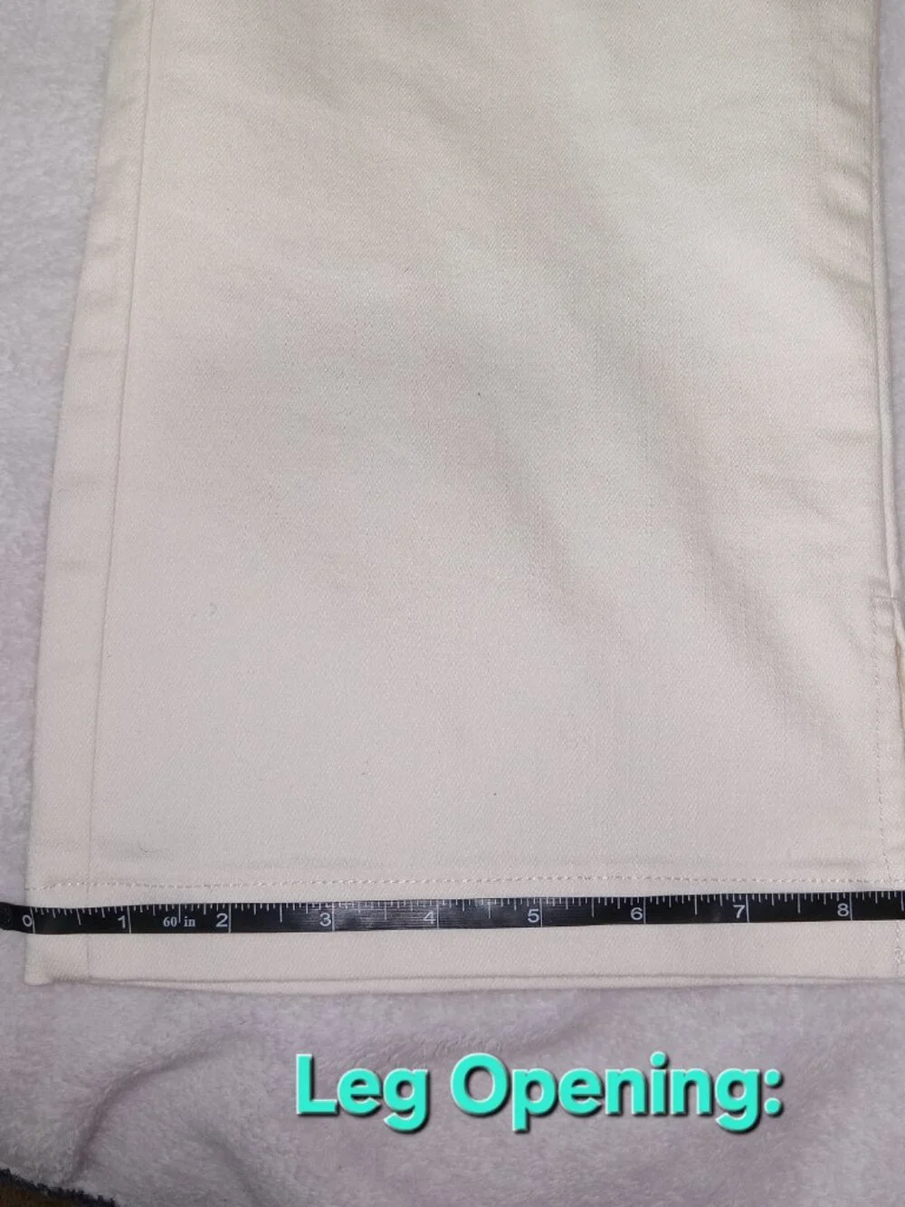 AnyBody Women’s Cropped Pants Size 10P Ivory Pull-On Wide Leg Crop Casual